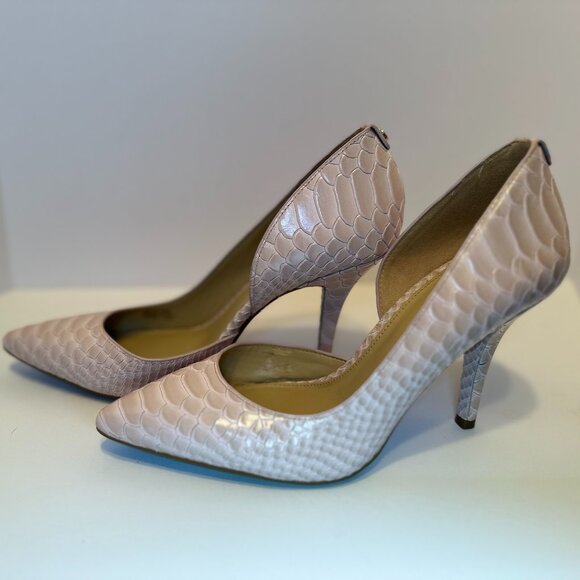 Michael Kors Shoes - Michael Kors US 7.5M Nathalie Flex High Pump in Soft Pink